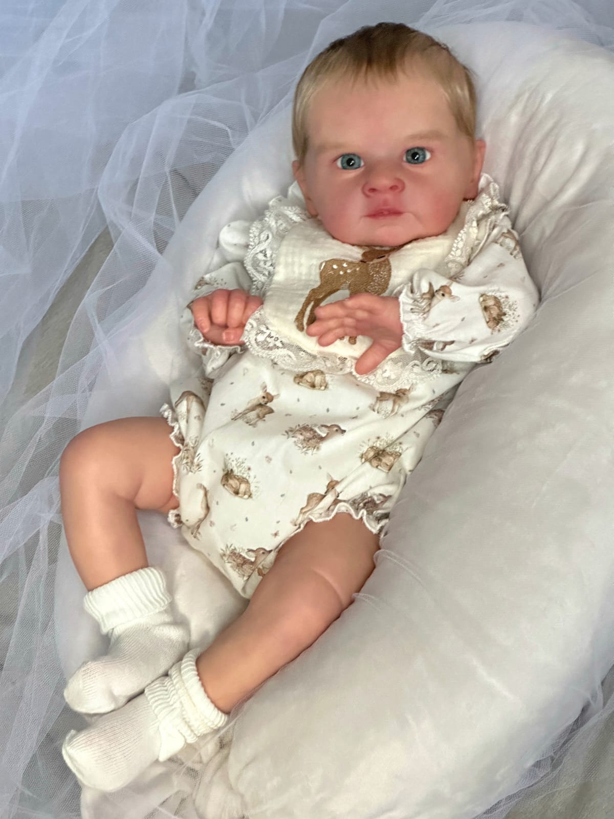 Pelele cervatillos y babero bordado - Imagen 2